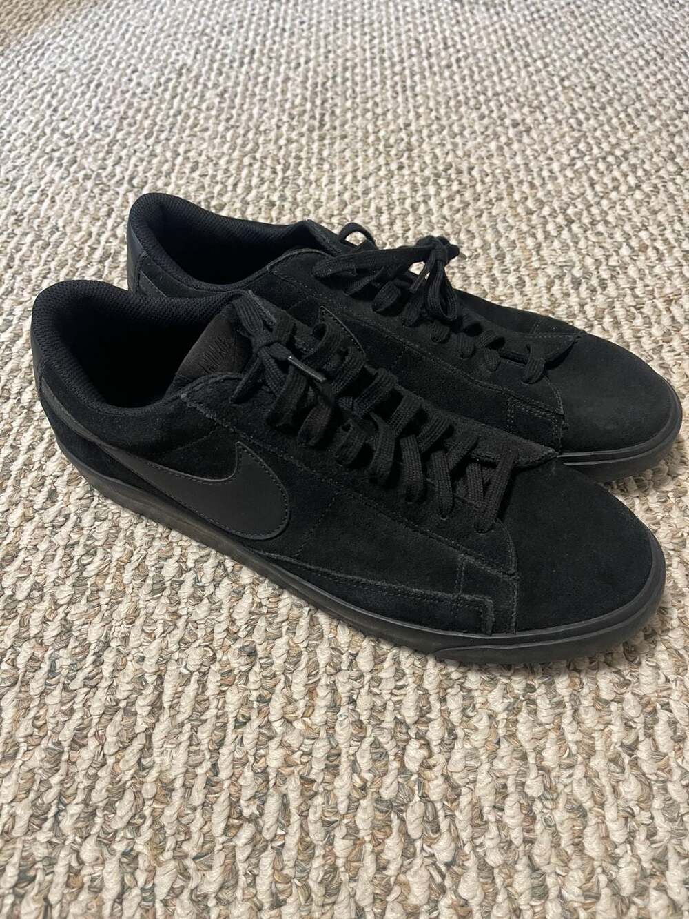 Nike Blazer Low Triple Black Suede Men’s Sneakers Size 12
